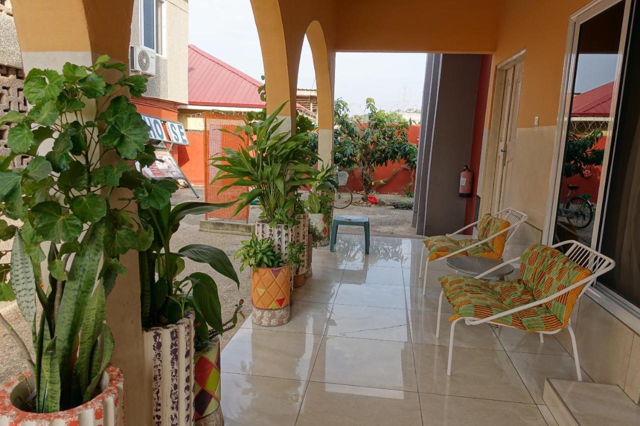 Cheers Guesthouse Botianaw Exterior foto